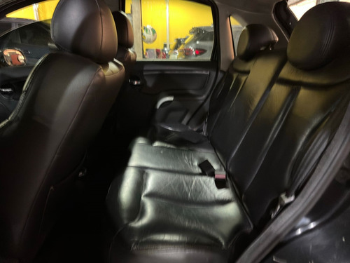 Citroën C3 1.4 I EXCLUSIVE 8V FLEX 4P MANUAL