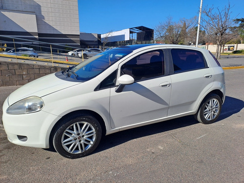 Fiat Punto 1.6 Essence Pack Tech