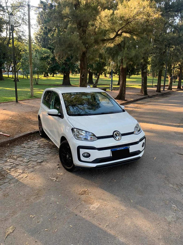 Volkswagen Up! 2018 1.0 Move Up! 75cv