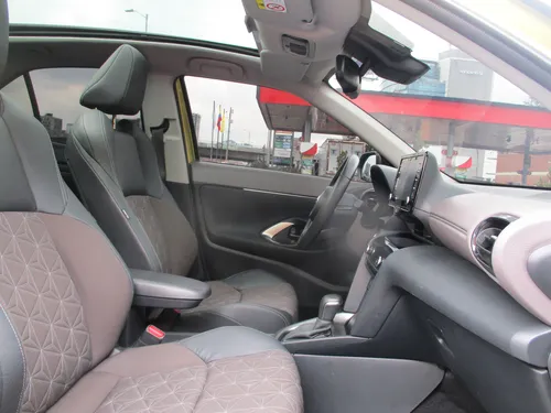 Toyota Yaris Cross Hybrid 1500cc At Aa