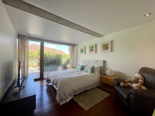 Venta Casa Moderna, Con Orilla Laguna Privada