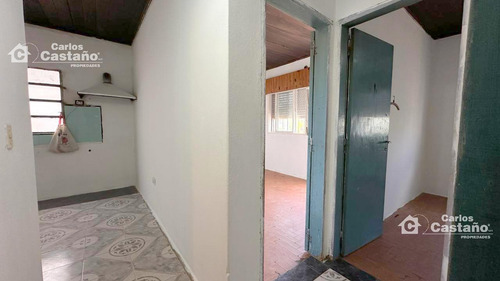 Casa 3 Amb. Con Jardín