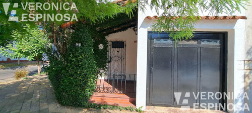 Casa Venta Moron Norte 3 Ambientes Cochera