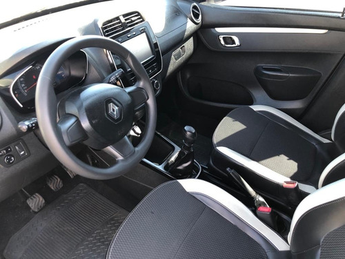 Imagem 11 de 14 de Renaut Kwid 1.0 Intense 2019 Branco