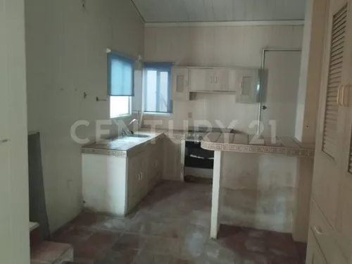 Casa En Venta En Col. Lomas De Chairel