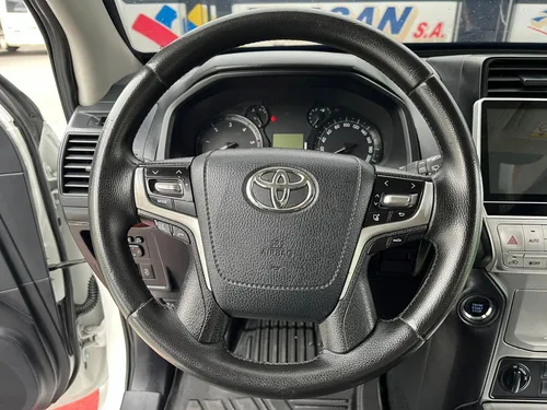 Toyota Prado Txl 3.0 At Diésel Blindaje 2 Plus