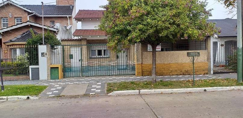 Imagen 2 de 14 de Casa En Venta En Banfield Oeste