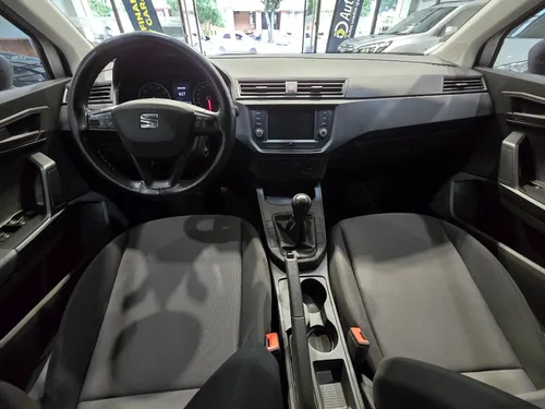 Seat Arona 1.6 Reference