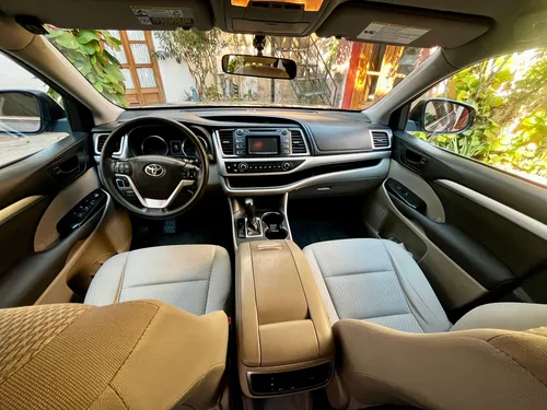 Toyota Highlander 3.5 Le At