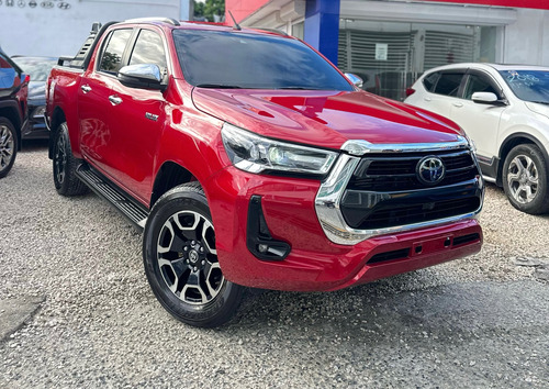 Toyota Hilux Srv 2023
