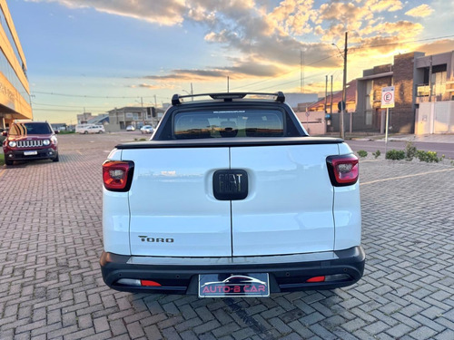 Fiat Toro 1.8 Endurance 16v Flex 4x2 Aut. 4p