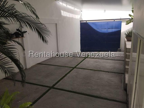 Casa En Alquiler, Prados Del Este #25-17764 - Marigreys Blanco -