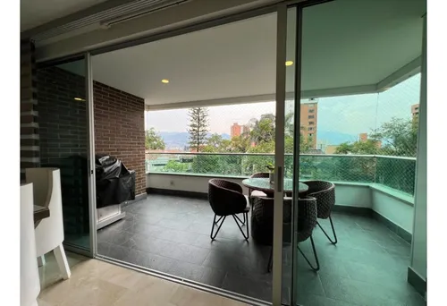 Apartamento En Arriendo Amoblado En El Poblado Milla De Oro