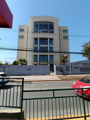 Casa De Dos Pisos 2h 2b 2e (92834)