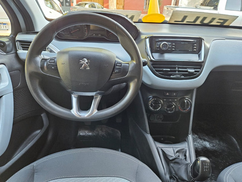 Peugeot 208 1.5 Active