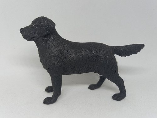 Figura De Perro Labrador Retriever Marca Collecta (Usado)