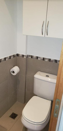 Imagen 8 de 19 de Increible Duplex, Cochera, Balcon, Pileta,jardin Y Parrilla