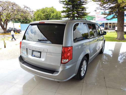Imagen 5 de 15 de Dodge Grand Caravan 2019 5p Sxt Plus V6/3.6 Aut