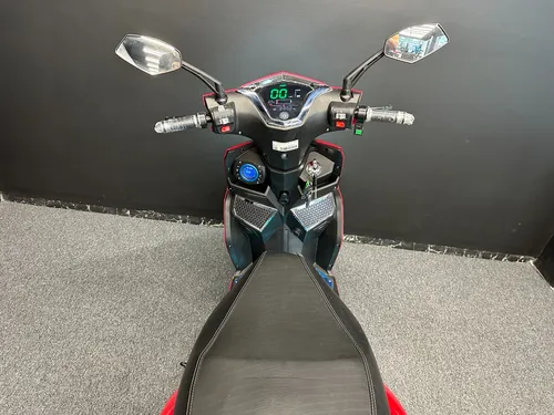 Moto Eléctrica Sunra Hawk Litio 2025
