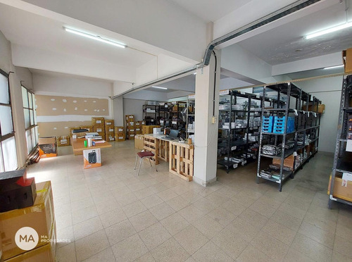 Imagen 9 de 12 de Local Comercial En Venta En Abasto Doble Altura En Esquina