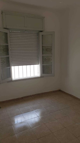 Alquilo Apartamento #5 De Dos Dormitorios En La Blanqueada