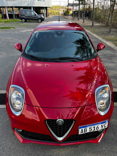 Imagen 4 de 19 de Alfa Romeo Mito 2017 1.4 Superbike 78cv