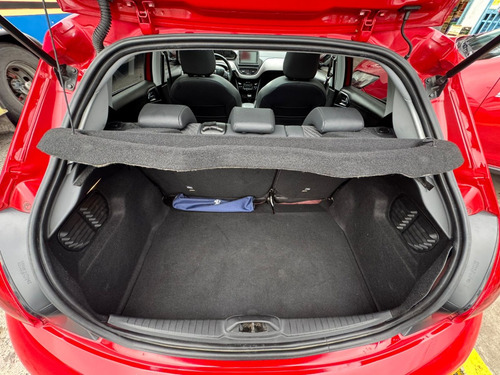 Peugeot 208 1.6 Feline Tiptronic