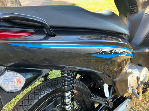 Biz 125 Com Partida Elétrica Ano:2017 Calçada De Pneus