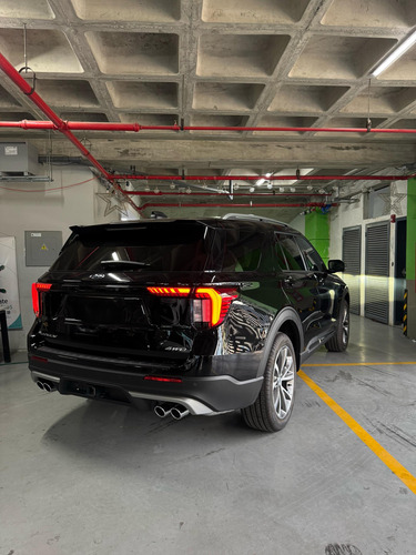 Ford Explorer Platinium 2025