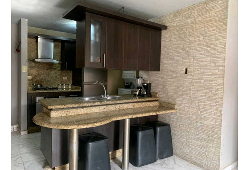 Apartamento En Alquiler Urb. El Parque Frente A La Ujap Md-8607958