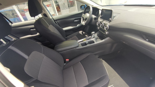 Imagen 10 de 15 de Nissan Sentra Advance Cvt