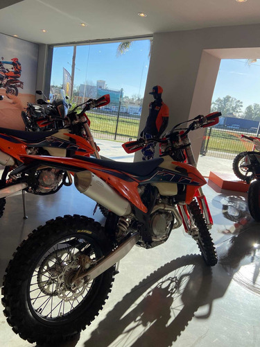 Imagen 13 de 19 de Ktm 500 Exc-f Hard-hitting Accuracy Solo En Gs Motorcycle