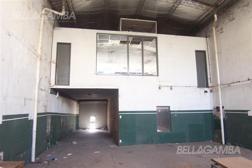 Imagen 3 de 11 de Propiedad Comercial Y/o Industrial Desarrollada En Dos Plantas.