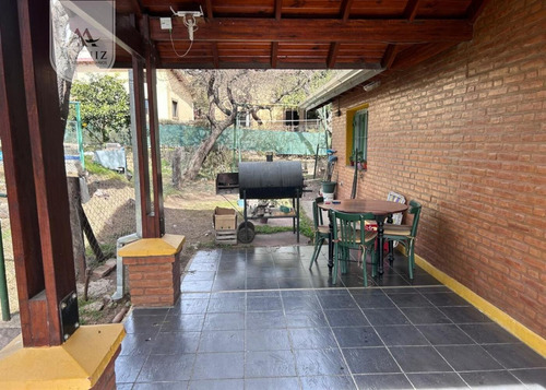 Casa En Venta, Perfecta Ubicación, Merlo, S. L.