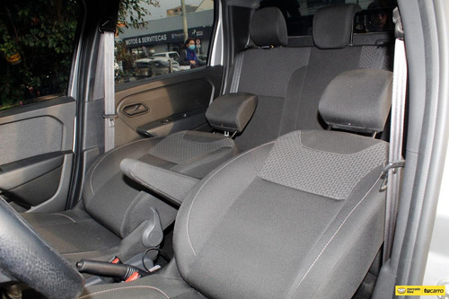 Renault Duster Oroch 2023, 1.3 Turbo