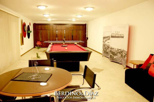 Excelente Casa Ubicada A Metros De Playa Mansa- Ref: 316