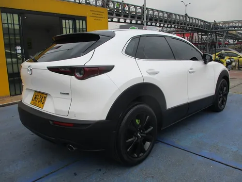 Mazda CX-30 GRAND TOURING HYBRID 2.0 4X2 AT AA