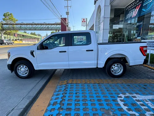 Ford F-150 3.3 XL Doble Cabina V6 4x2 At