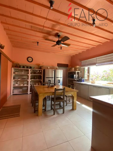 Casa En Venta En Altos De Punta Piedra, Balneario Bs. As.
