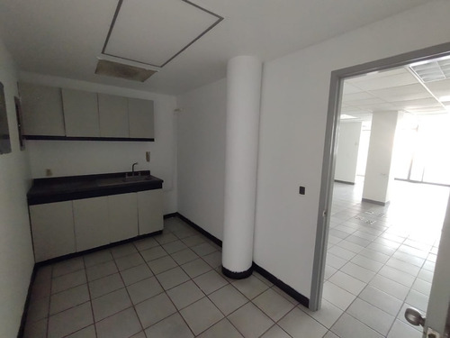 Oficinas En Renta En Veracruz Sobre Boulevard Ruiz Cortines Boca Del Río, Ver.