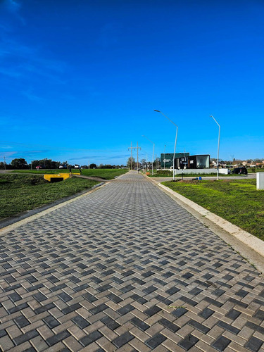 Lote De 428m2 - Venta - Barrio Abierto Residencial - Pueblo Esther