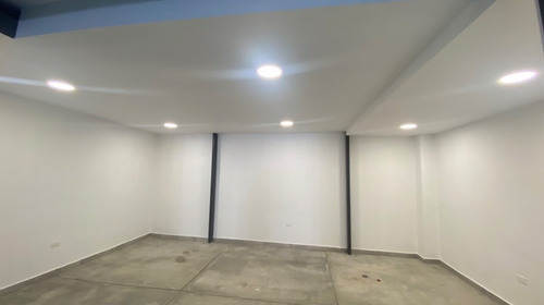 Imagen 11 de 28 de Galpón En Venta Nuevo Av. Sucre Los Dos Caminos -fernando Bethke