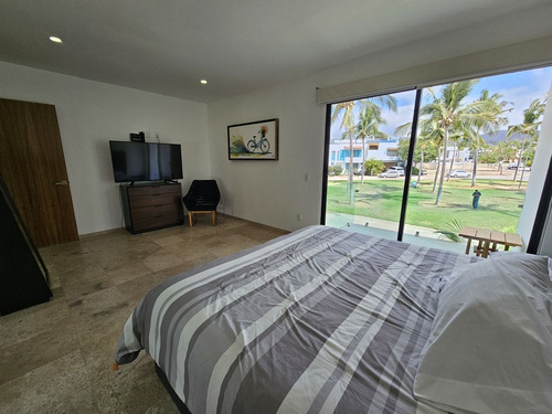 Casa Con Alberca Privada En La Cruz De Huanacaxtle.