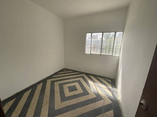 Venta De Padron Con Cuatro Casas En La Teja.