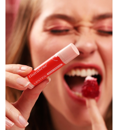 Stick Labial Hidratante Sabor Frutas Vermelhas Hidrabene 5g