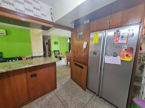 Imagen 13 de 30 de Apartamentos En Venta En Zona Centro Barquisimeto, Lara #22- 25612 Profesional Inmobiliario : Romer Gonzalez 04147086673
