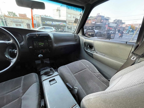 Imagen 10 de 15 de Ford Ranger 2.5 Xlt I Dc 4x2 2001