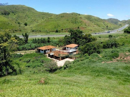 Imagem 1 de 8 de Sítio Com 3 Dormitórios À Venda, 270000 M² Por R$ 800.000,00 - Centro - Cruzeiro/sp - Si0089
