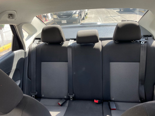 Volkswagen Vento 1.6 Confortline At