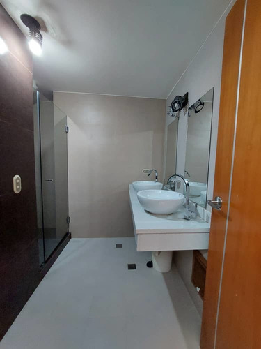 Imagen 11 de 13 de En Venta Apartamento Morro Karacola